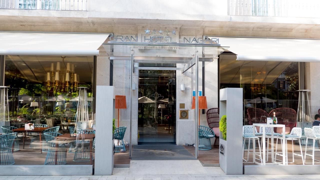 Gran Hotel Nagari Boutique & Spa Виго Екстериор снимка Entrance to Dean West End