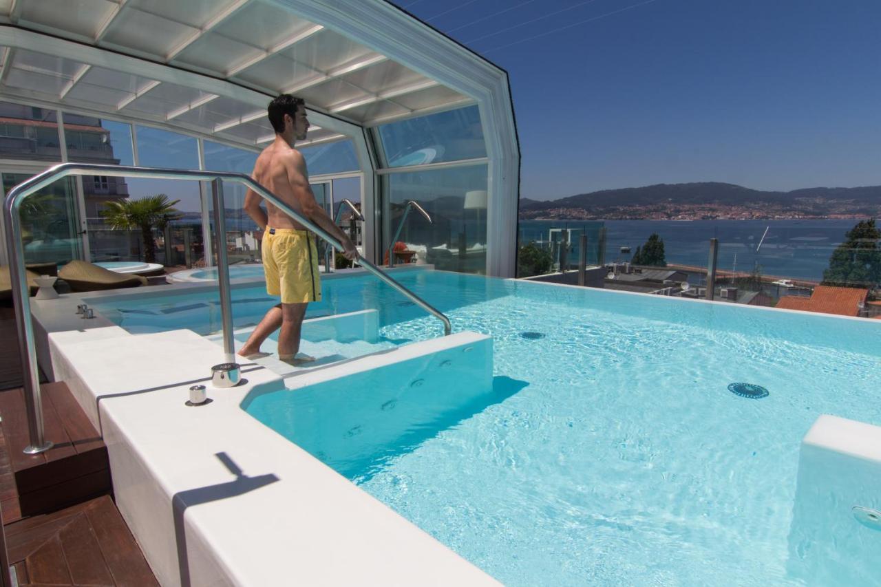 Gran Hotel Nagari Boutique & Spa Виго Екстериор снимка A pool enclosure
