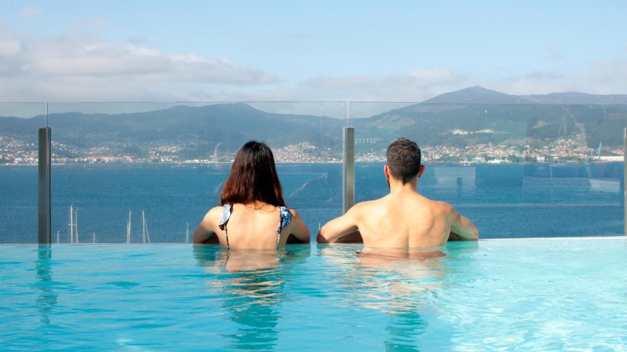Gran Hotel Nagari Boutique & Spa Виго Екстериор снимка Infinity pool