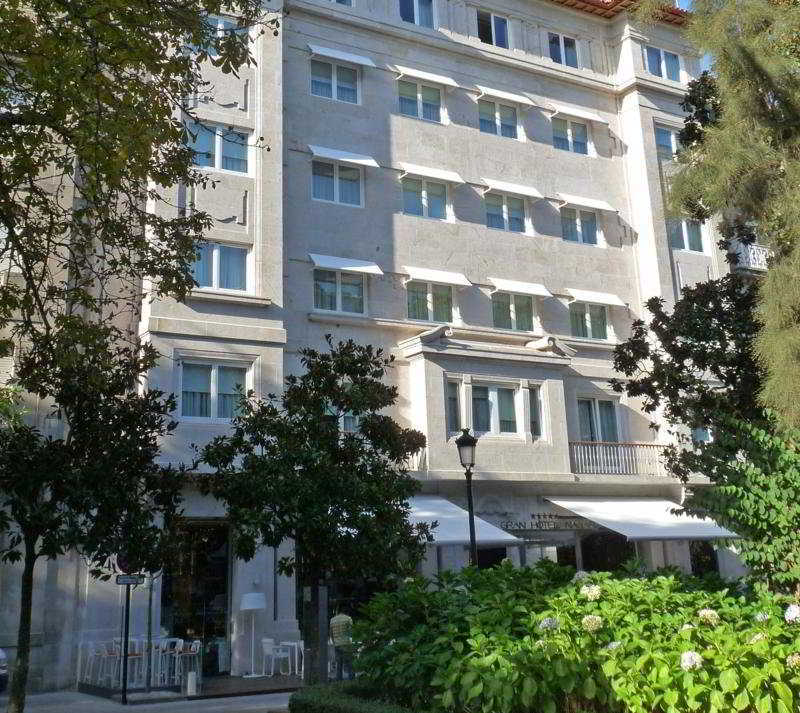 Gran Hotel Nagari Boutique & Spa Виго Екстериор снимка The building of the Academy of Athens