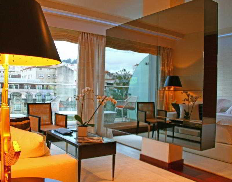 Gran Hotel Nagari Boutique & Spa Виго Интериор снимка A room at the hotel