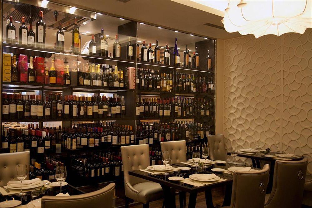 Gran Hotel Nagari Boutique & Spa Виго Екстериор снимка Wine bar in Paris